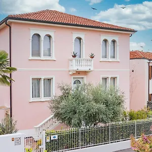 Rosa Bed & Breakfast